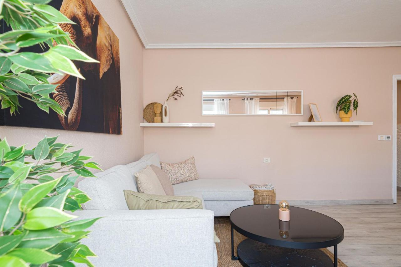 Casa Terra: Apartment 50 Meters From The Beach Torrevieja Exterior foto
