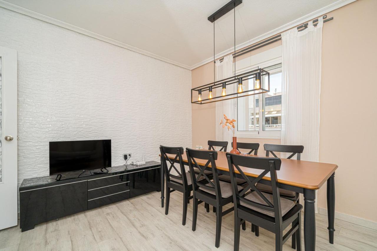 Casa Terra: Apartment 50 Meters From The Beach Torrevieja Exterior foto