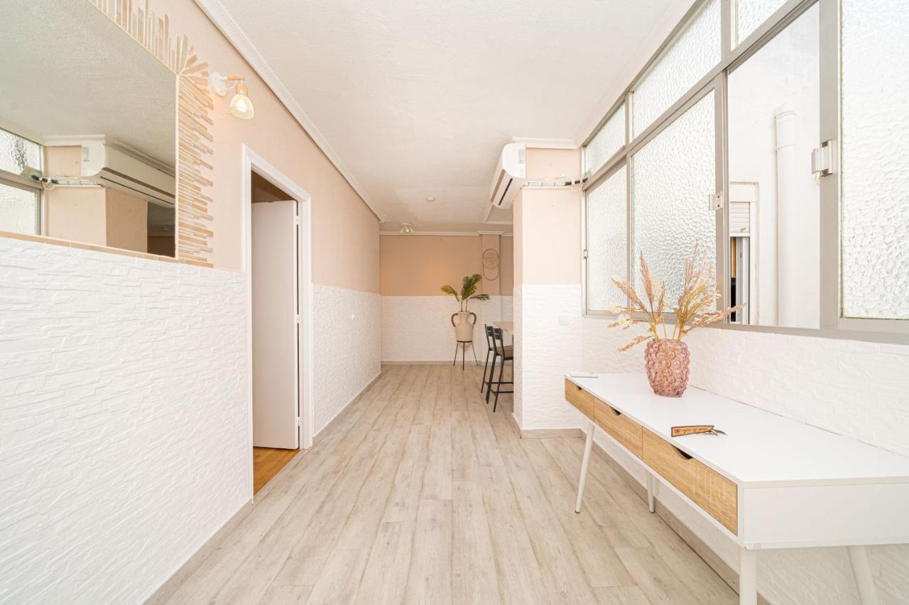 Casa Terra: Apartment 50 Meters From The Beach Torrevieja Exterior foto