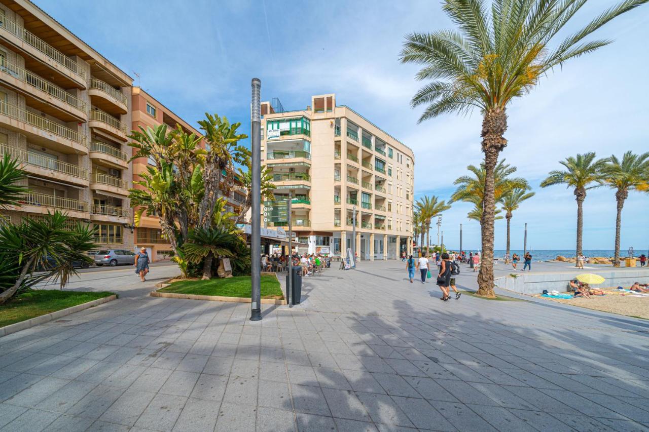 Casa Terra: Apartment 50 Meters From The Beach Torrevieja Exterior foto